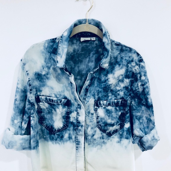 PRICE DROP •Acid Wash Chambray Tunic - Picture 3 of 5